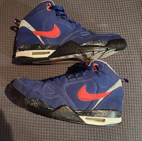 Nike Flight 13 Mid Deep Royal Atomic Red - Picture 2 of 10